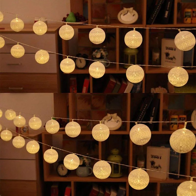 20L 2AA BATTERY LIGHT