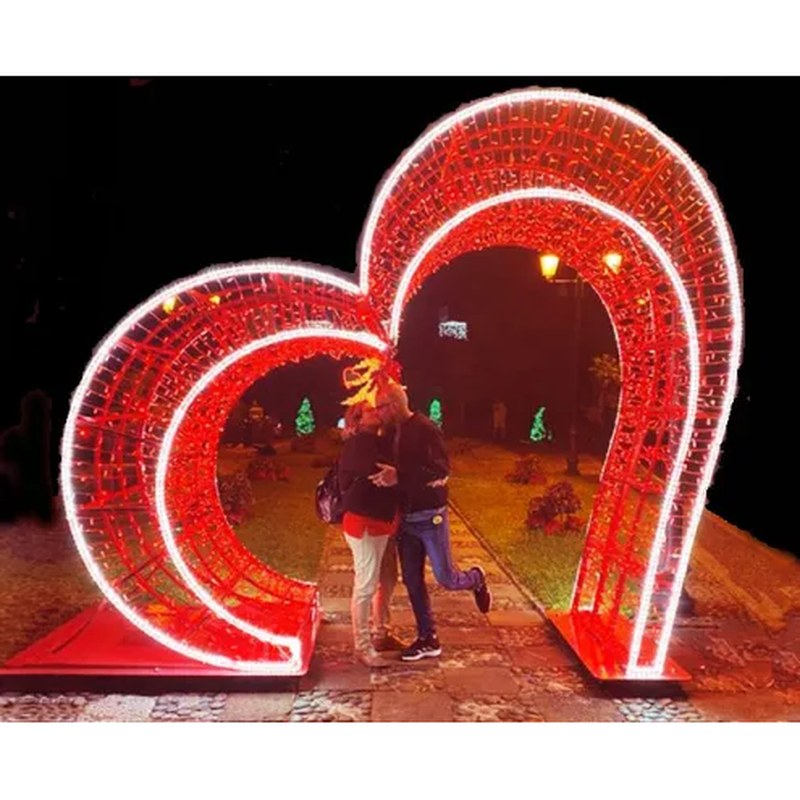 Large Outdoor Heart Light for Holiday Decoration