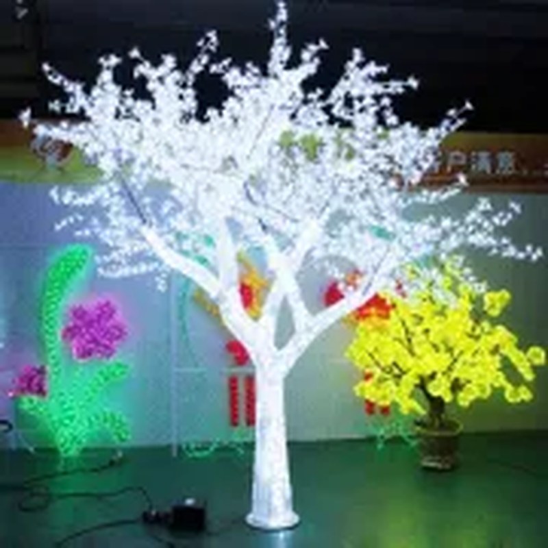 Outdoor White Lighted Trees Wedding Decoration