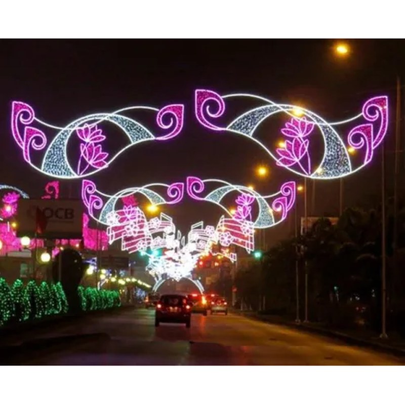 White and Pink Christmas Decorations for Street
