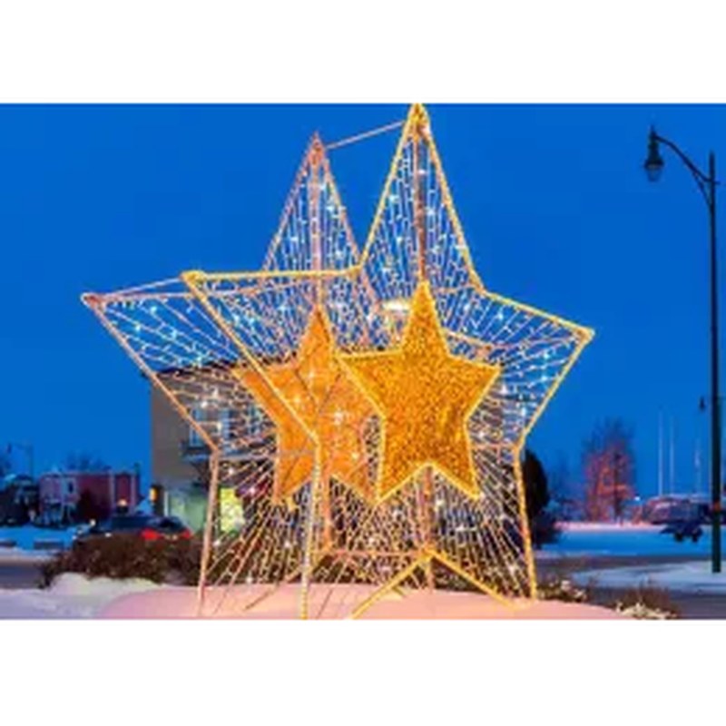 Street Pole Mounted Christmas Tree Motif Lights
