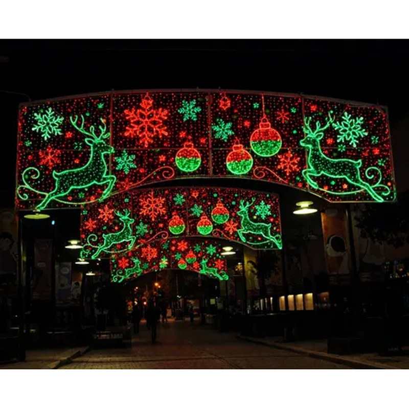 Red and Green Outdoor Christmas Lights for Street